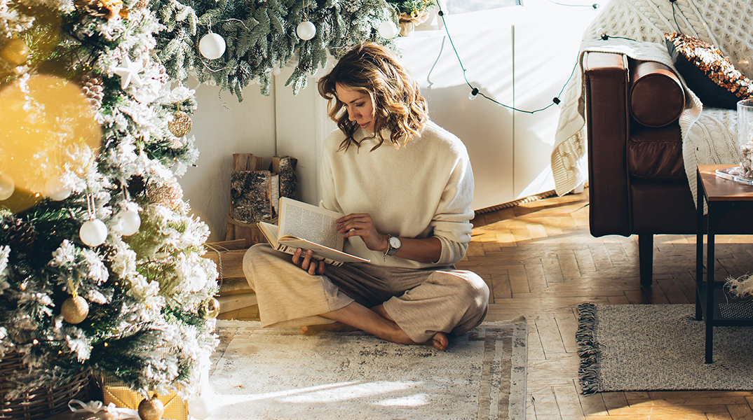 23 βιβλία ελληνικής λογοτεχνίας για τις γιορτές
