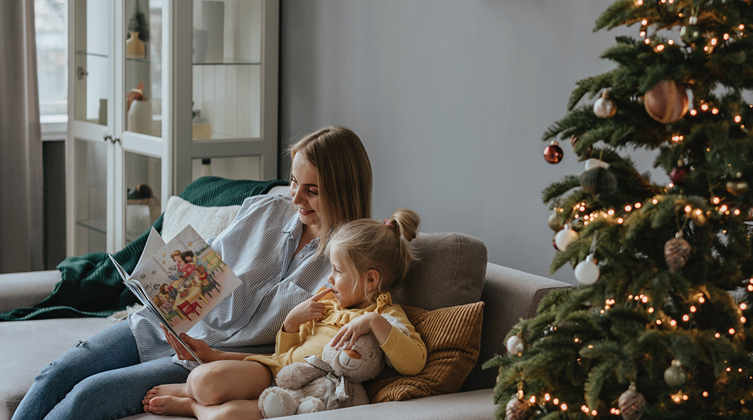 12 παιδικά βιβλία και graphic novels για τις γιορτές