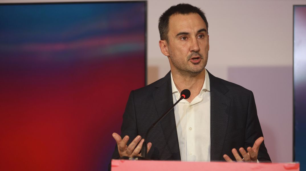 Επίθεση Χαρίτση για μη κρατικά πανεπιστήμια: «Μία ακόμη ευκαιρία κερδοσκοπίας»