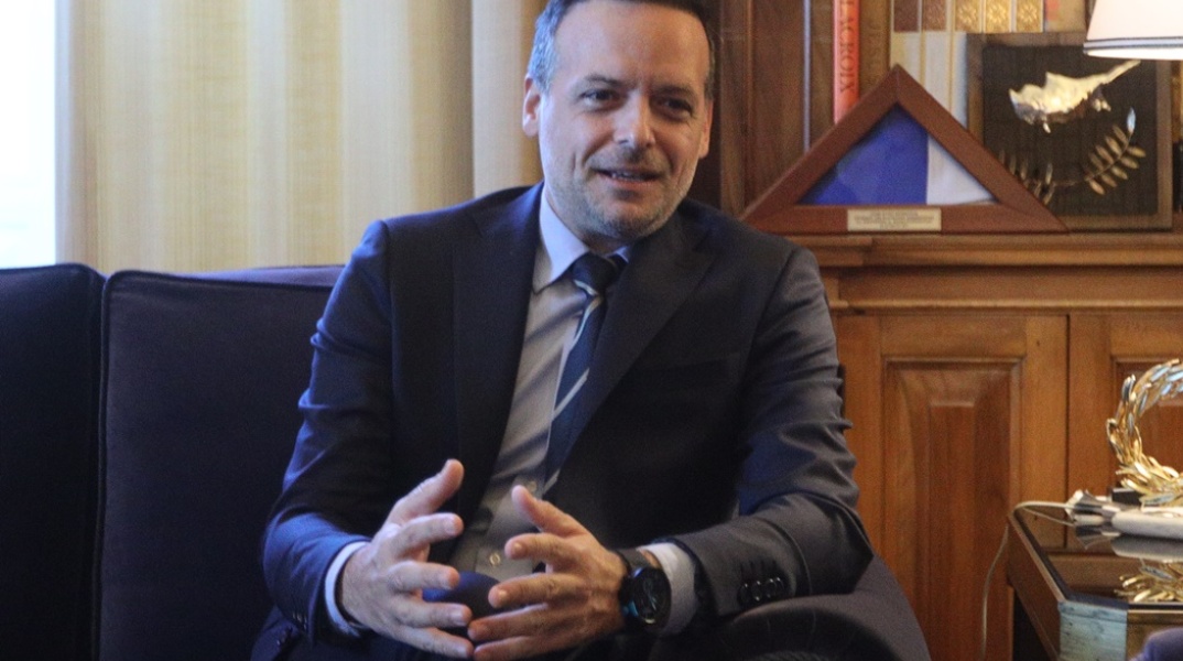 Ο Χάρης Δούκας 