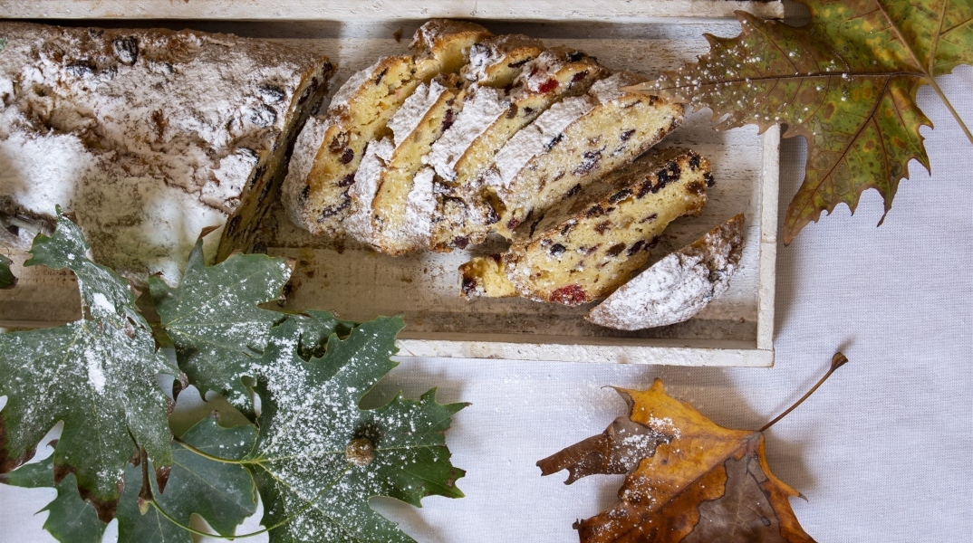 Stollen από τον Στέλιο Παρλιάρο 