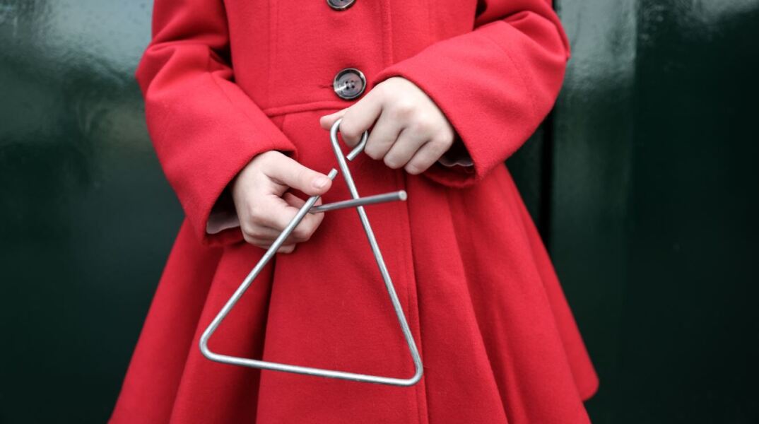 «Να τα πούμε;» - Η ιστορία και η σημασία πίσω από τα Κάλαντα και οι στίχοι ανά περιοχή