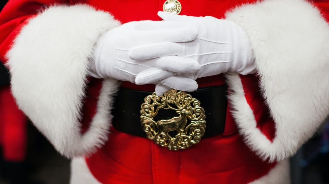 Κηφισιά: Μπήκαν σε σπίτι ως Άγιοι Βασίληδες να πουν τα κάλαντα και «άρπαξαν» χρηματοκιβώτιο