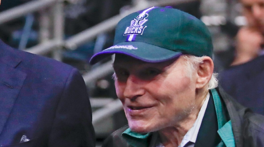 Πέθανε ο πρώην ιδιοκτήτης των Μιλγουόκι Μπακς, Χερμπ Κολ