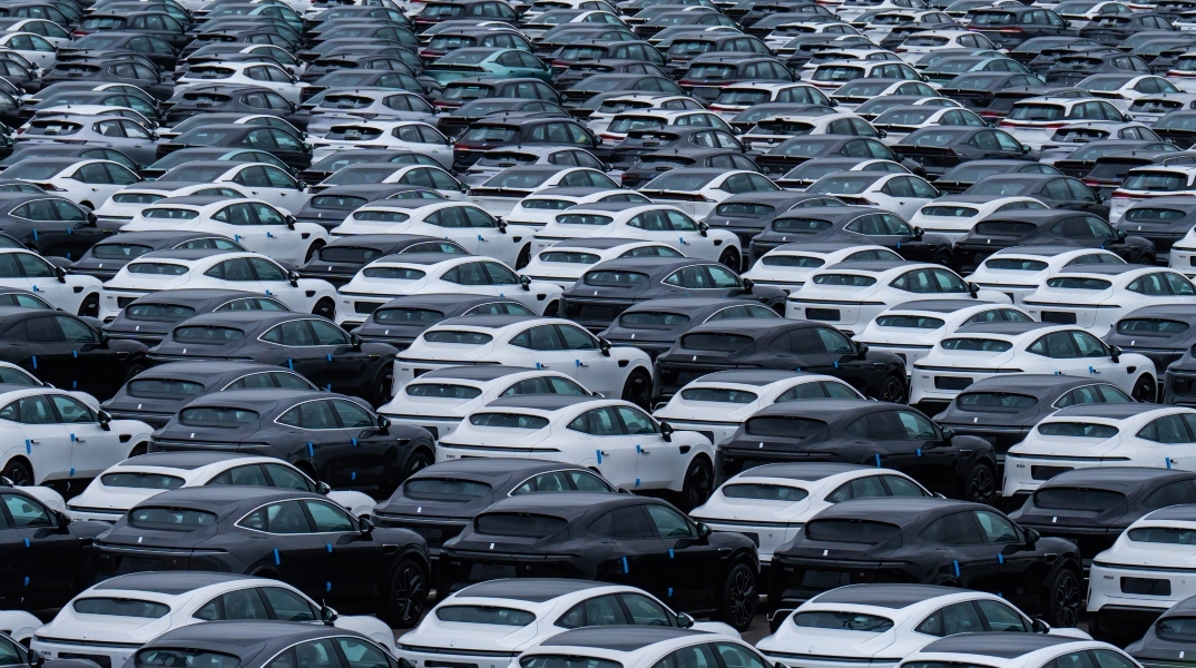 Explainer: Τελικά, είναι η Κίνα πρωτοπόρος στην ηλεκτροκίνηση;