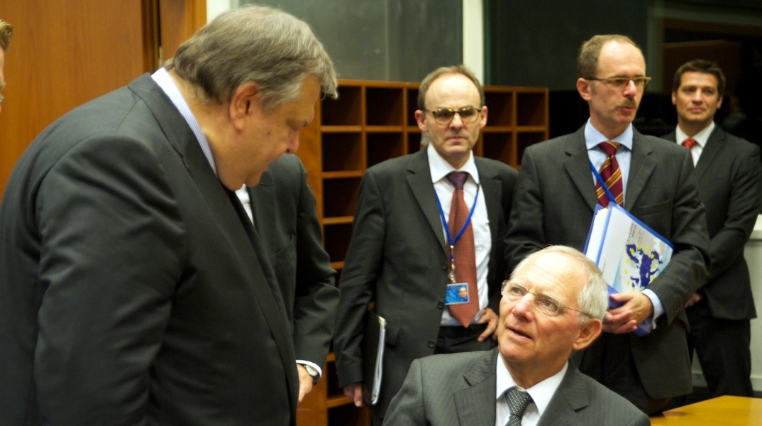 Οι δύο αποχαιρετισμοί του Βενιζέλου στον Σόιμπλε 