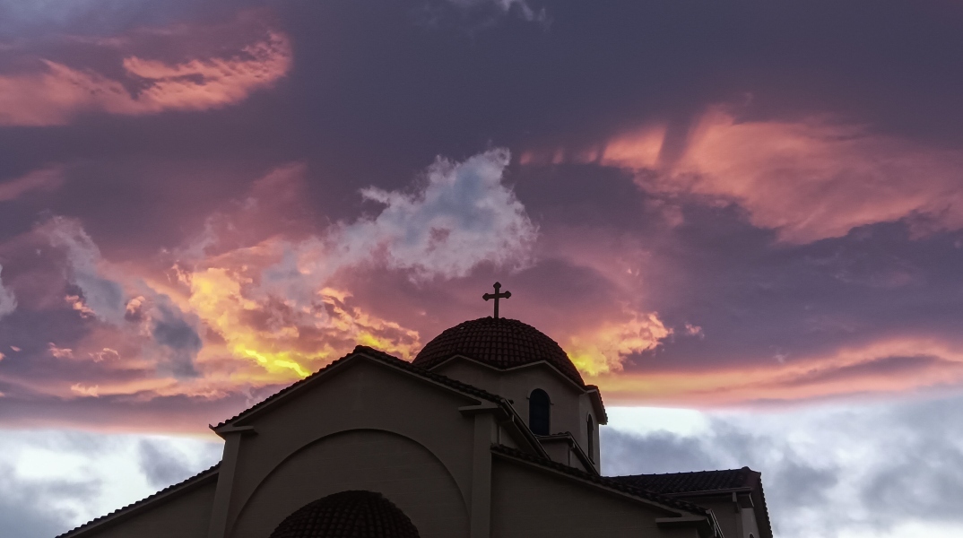 Ο Μάνος Βουλαρίνος σχολιάζει τις δηλώσεις του μητροπολίτη Μεσσηνίας για τους ομοφυλόφυλους και την εκκλησία.