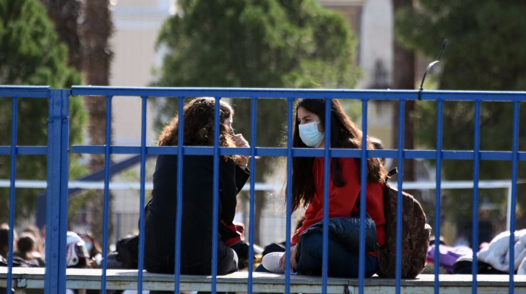 Οι οδηγίες του ΕΟΔΥ για το άνοιγμα των σχολείων