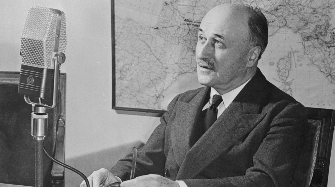 Ας ξαναθυμηθούμε τον Ζαν Μοννέ