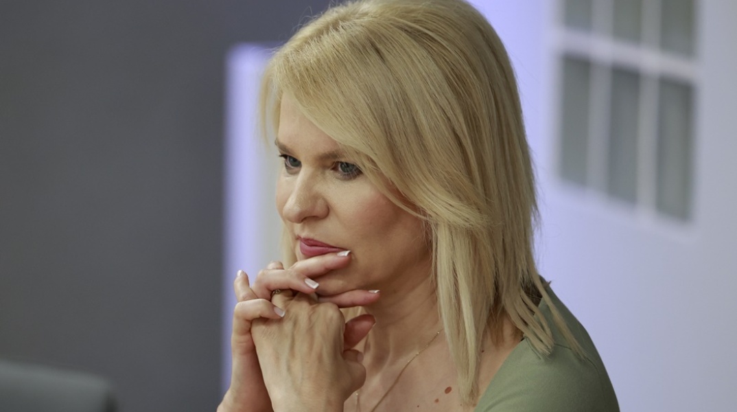 H γραμματέας της ΚΟ του ΣΥΡΙΖΑ, Θεοδώρα Τζάκρη, για τη τριήμερη συνάντηση εργασίας των βουλευτών του κόμματος στις Σπέτσες