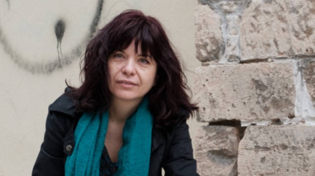 Με τα λόγια (γίνεται): Η Γιάννα Μπούκοβα μεταφράζει ρωσσική και βουλγαρική ποίηση