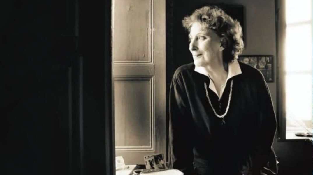 Πέθανε η σπουδαία ποιήτρια Ολυμπία Καράγιωργα 