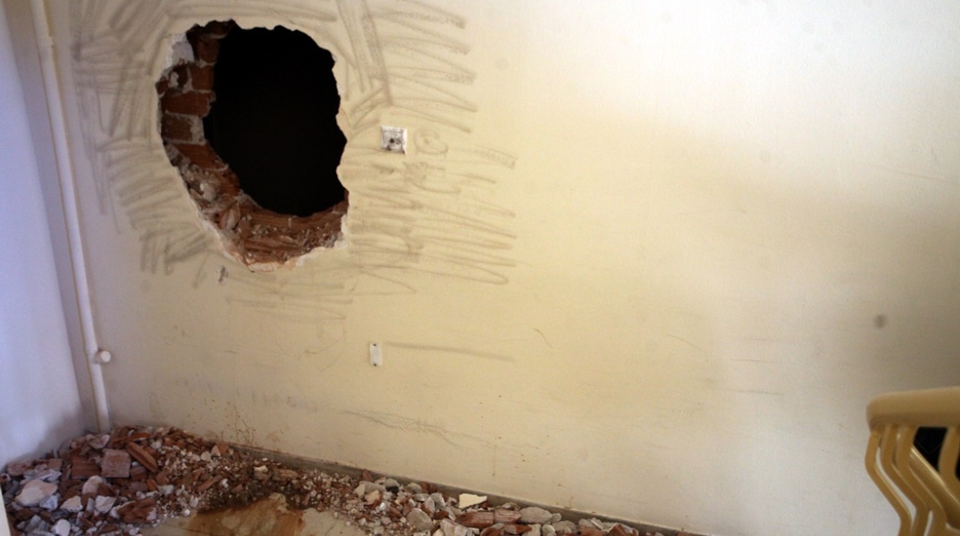 Ριφιφί σε αποθήκη