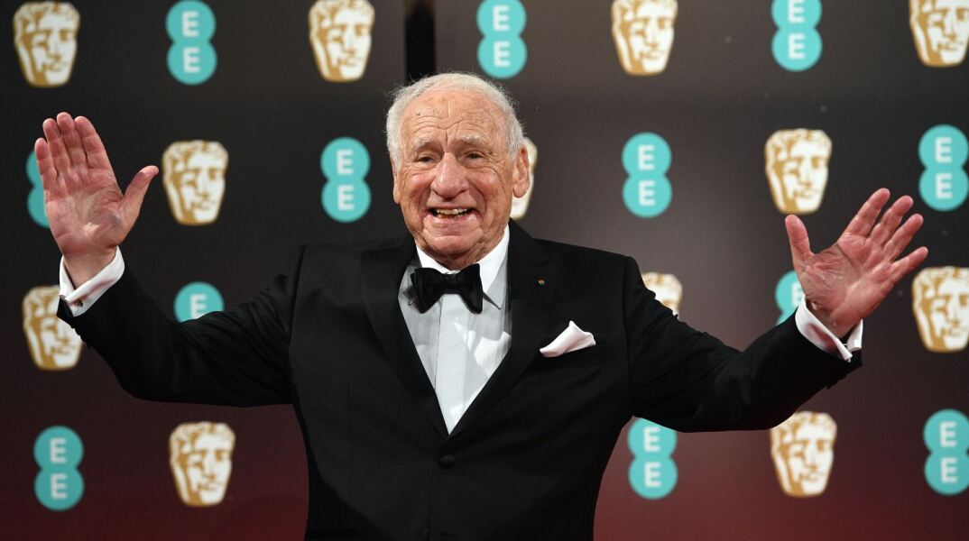 Ο Αμερικανός σκηνοθέτης Μελ Μπρουκς βραβεύθηκε με τιμητικό Όσκαρ