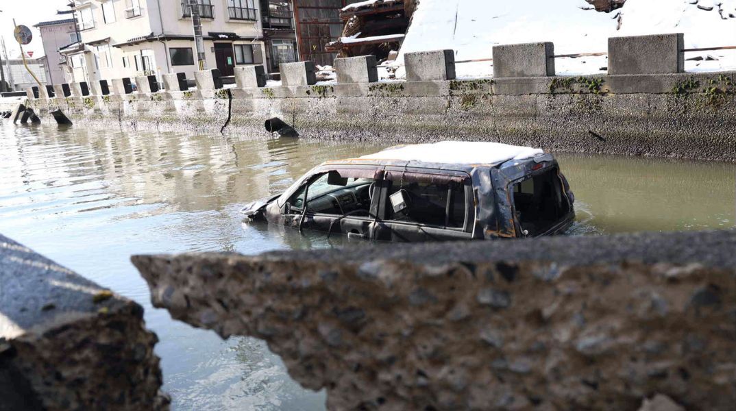  Τσουνάμι 3 μέτρων σε πυρηνικό σταθμό μετά το φονικό σεισμό στην Ιαπωνία