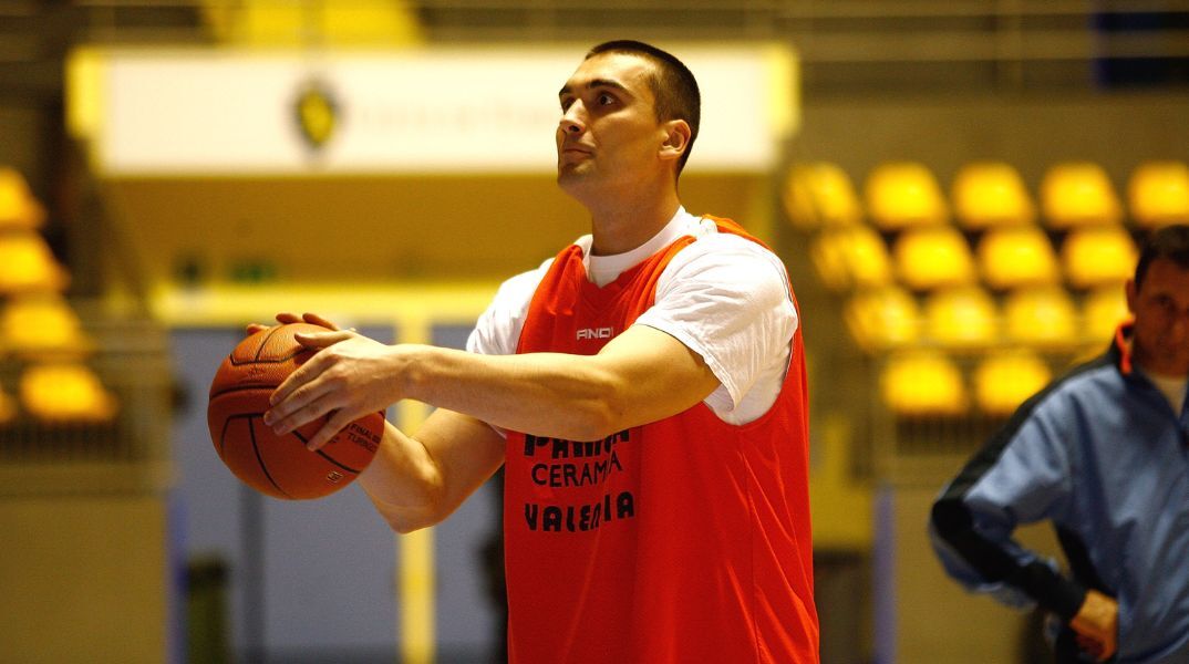 NBA Πέθανε ο Ντέγιαν Μιλόγεβιτς