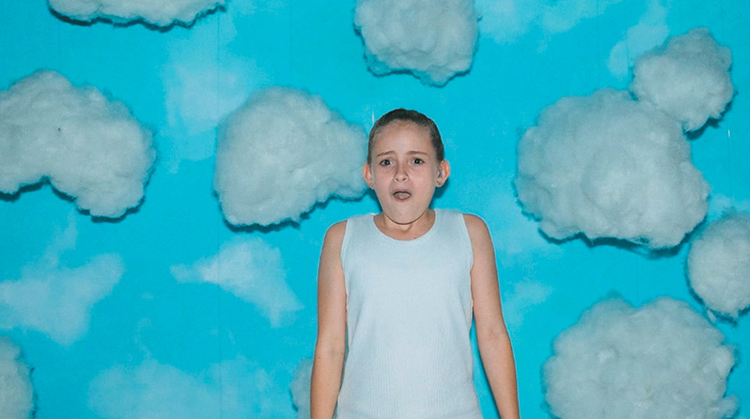 Το αλάνι: Κριτική για την ταινία του Σαρλότ Ρίγκαν