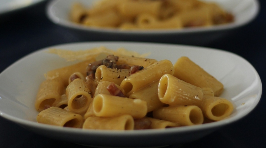 Πιάτο με καρμπονάρα