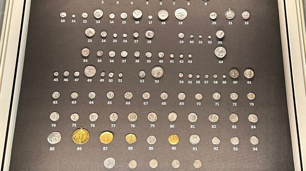 Υπουργείο Πολιτισμού: Δωρεά στο Νομισματικό Μουσείο η συλλογή Αναστάση Παπαληγούρα - Οι ευχαριστίες της Πολιτείας μέσω της Λίνας Μενδώνη.