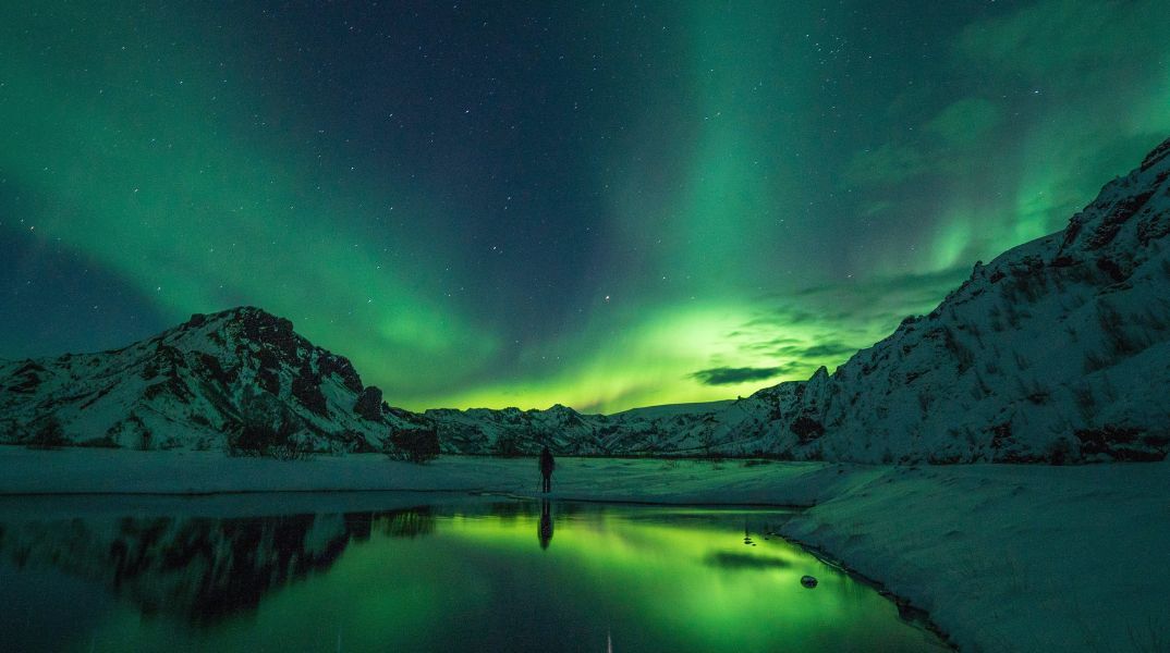 Το Βόρειο Σέλας απαθανάτισε φωτογράφος στην Ισλανδία σε ένα μαγικό κλικ