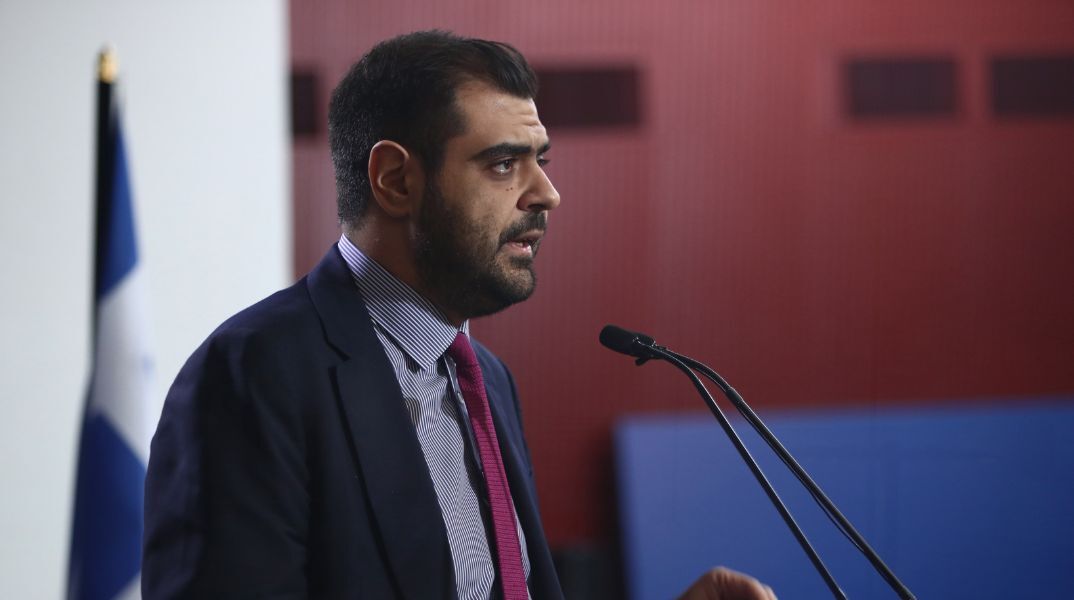 Μαρινάκης σε Ιερώνυμο για ομόφυλα ζευγάρια και δημοψήφισμα