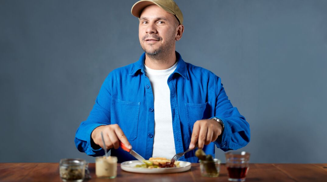 Τάσος Αντωνίου 