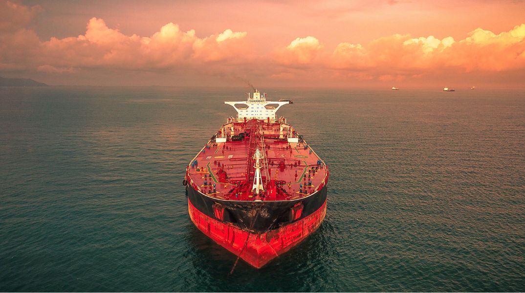 Ερυθρά Θάλασσα: Ανασφάλεια στη διεθνή ναυτιλία εξαιτίας των επιθέσεων
