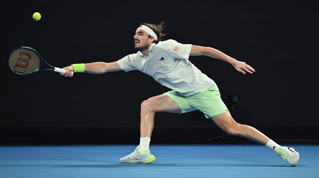 Στέφανος Τσιτσιπάς: Αποκλείστηκε από το Australian Open