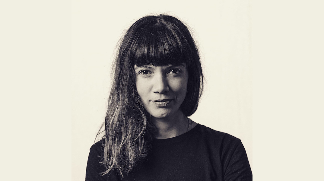 Συναντήσεις με νέους ποιητές: Ο Θανάσης Πάνου συνομιλεί με την Καλλιόπη Αλεξιάδου