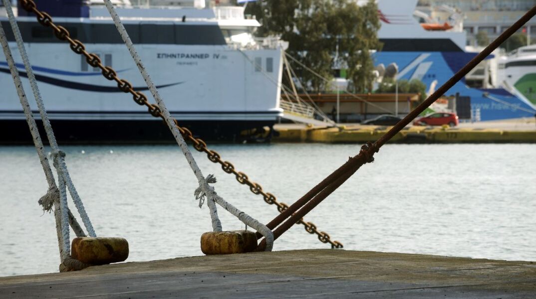 Ξεκινούν από το απόγευμα οι αναχωρήσεις πλοίων από το λιμάνι του Πειραιά για Κυκλάδες και Δωδεκάνησα