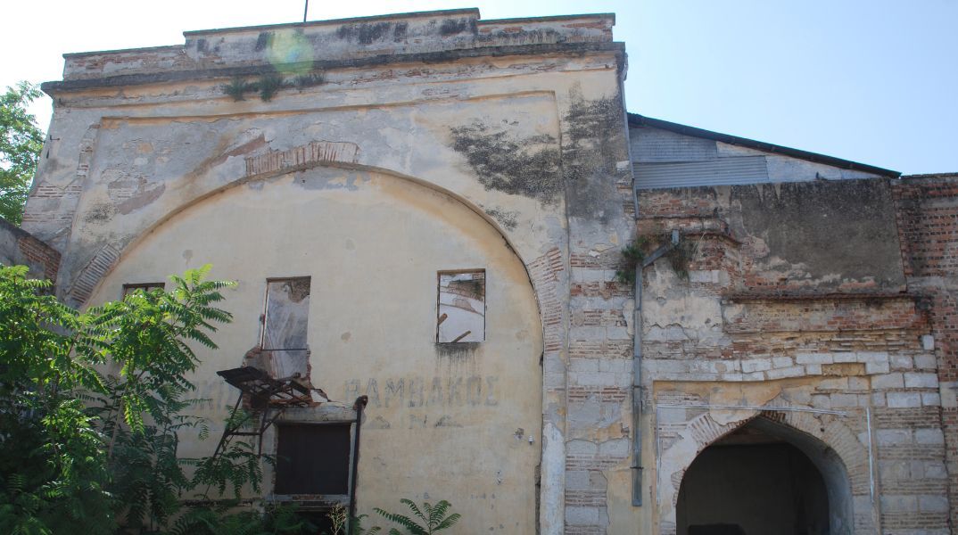 Τέμενος Μεζά ή Ισκεντέρ Μπέη στα Γιαννιτσά: