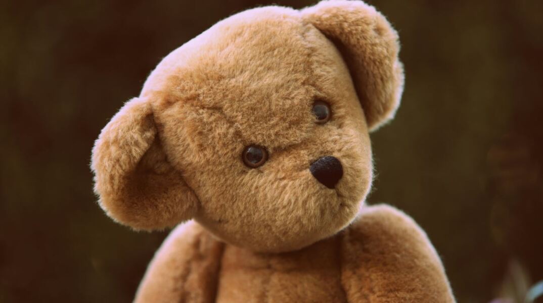 Ελεύθερη χωρίς όρους η 26χρονη για την παρακολούθηση του πρώην συζύγου της