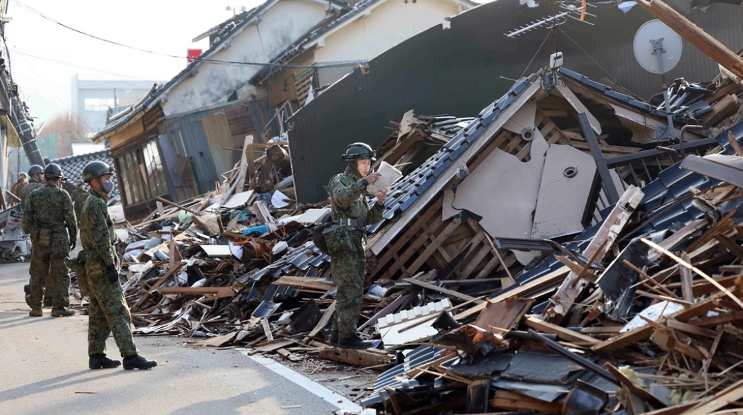 Ο σεισμός των 7,6 Ρίχτερ στην Ιαπωνία άφησε πίσω του χιλιάδες νεκρούς