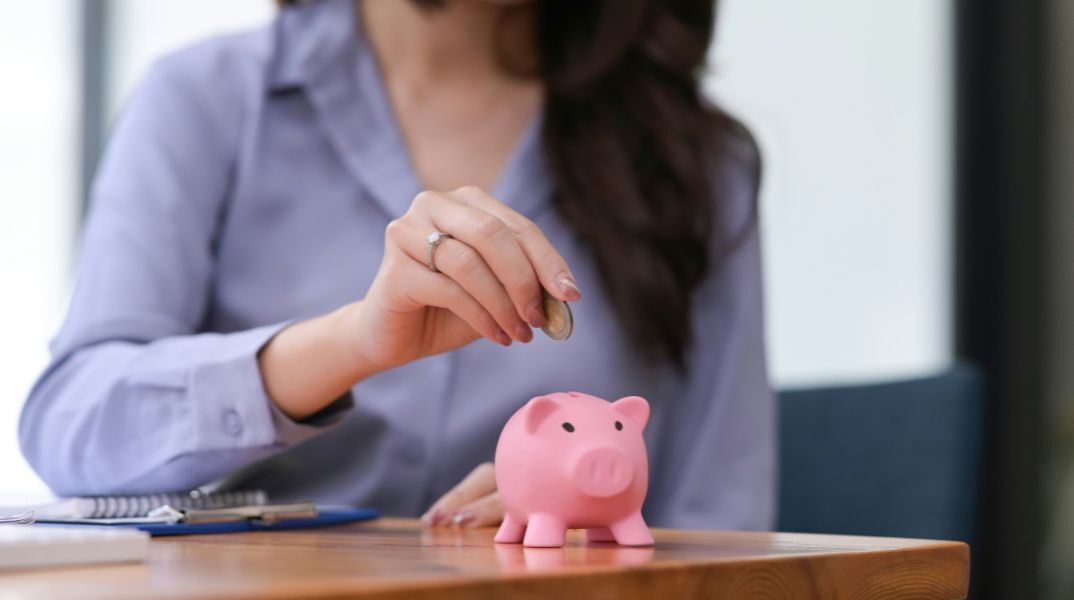 ΙΜΕ ΓΣΕΒΕΕ: Αρνητικές είναι οι προσδοκίες των νοικοκυριών για το 2024 - Πάνω από 1 στα 2 εκτιμά ότι θα χειροτερέψει η οικονομική του κατάσταση.