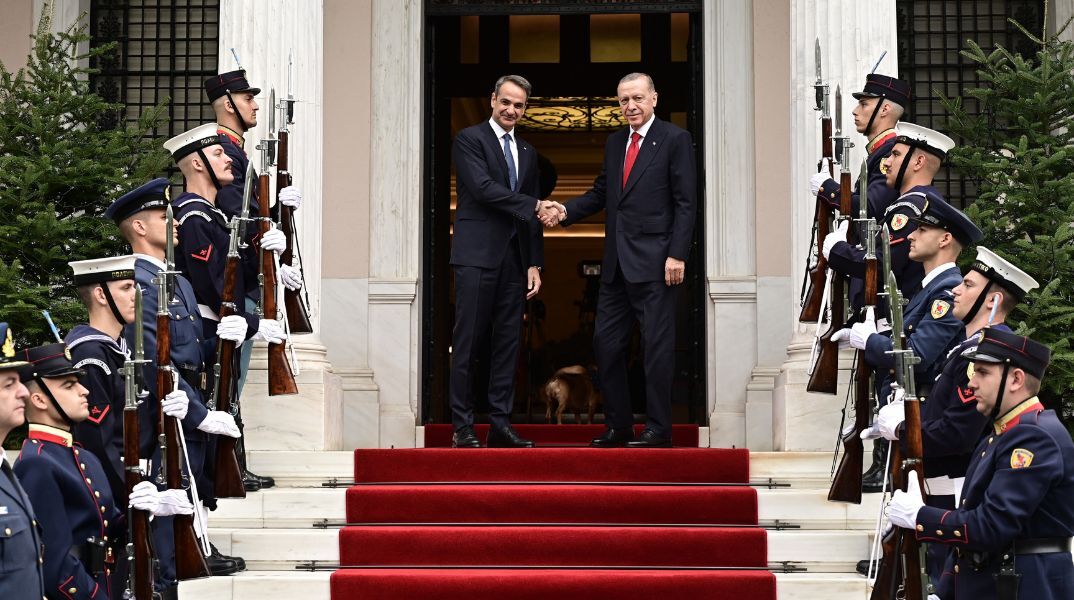 Υπουργείο Εξωτερικών: Η ατζέντα των ελληνοτουρκικών επαφών με χρονικό ορίζοντα τη συνάντηση του Κυριάκου Μητσοτάκη και του Ρετζέπ Ταγίπ Ερντογάν.