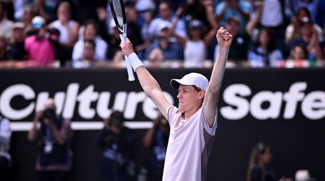 Australian Open: Ο Σίνερ απέκλεισε τον Τζόκοβιτς με τεράστια εμφάνιση