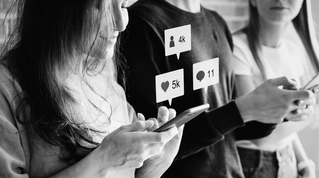 Slacktivism: οι «αραχτοί» ακτιβιστές της οθόνης