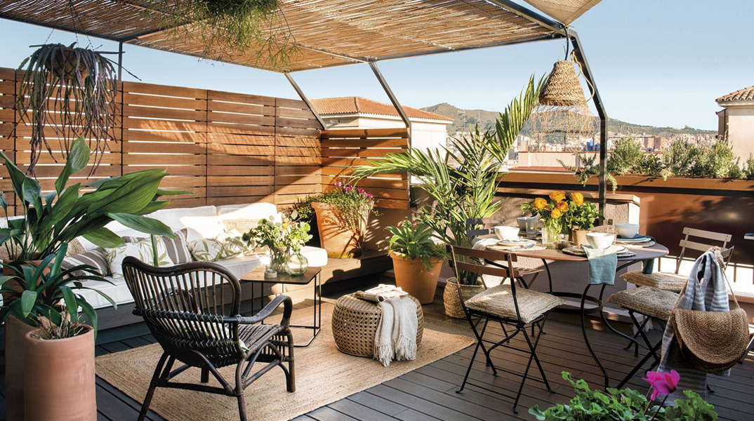 Όμορφο μπαλκόνι