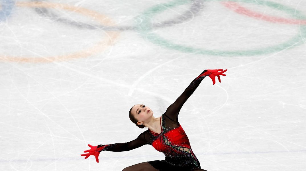 Καμίλα Βαλίεβα: Η Ρωσίδα πρωταθλήτρια καλλιτεχνικού πατινάζ τιμωρήθηκε με τετραετή αποκλεισμό για ντόπινγκ από το CAS - Ήταν μόλις 15 ετών όταν βρέθηκε θετική.