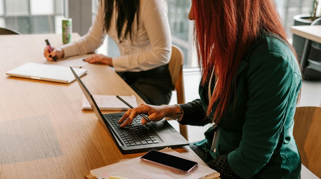 Υπουργείο Εργασίας: Νωρίτερα η αναπροσαρμογή του κατώτατου μισθού - Το χρονοδιάγραμμα για τον καθορισμό του - Η εισήγηση της Δόμνας Μιχαηλίδου. 