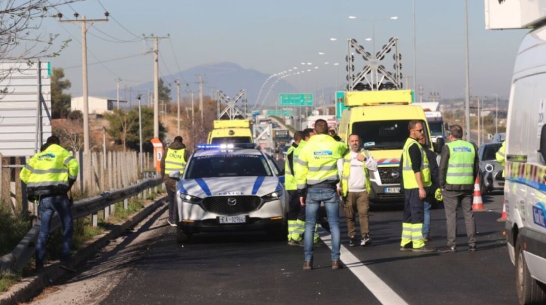 Ιόνια Οδός: Διπλό τροχαίο ατύχημα με τρεις τραυματίες