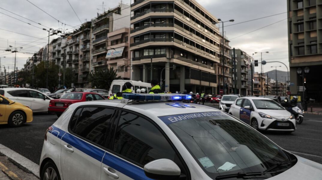 Καραμπόλα με πέντε αυτοκίνητα στην Κηφισίας