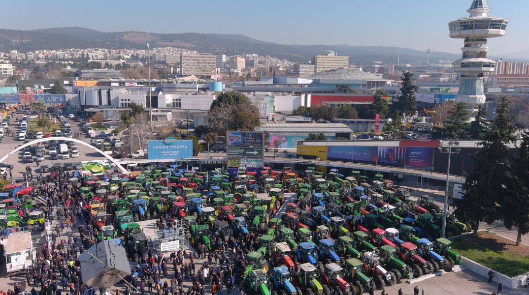 Αγρότες: Πώς είδαν τα μέτρα που ανακοίνωσε ο Κυριάκος Μητσοτάκης - Οι πρώτες αντιδράσεις και τα επόμενα βήματα στο μέτωπο των κινητοποιήσεων.
