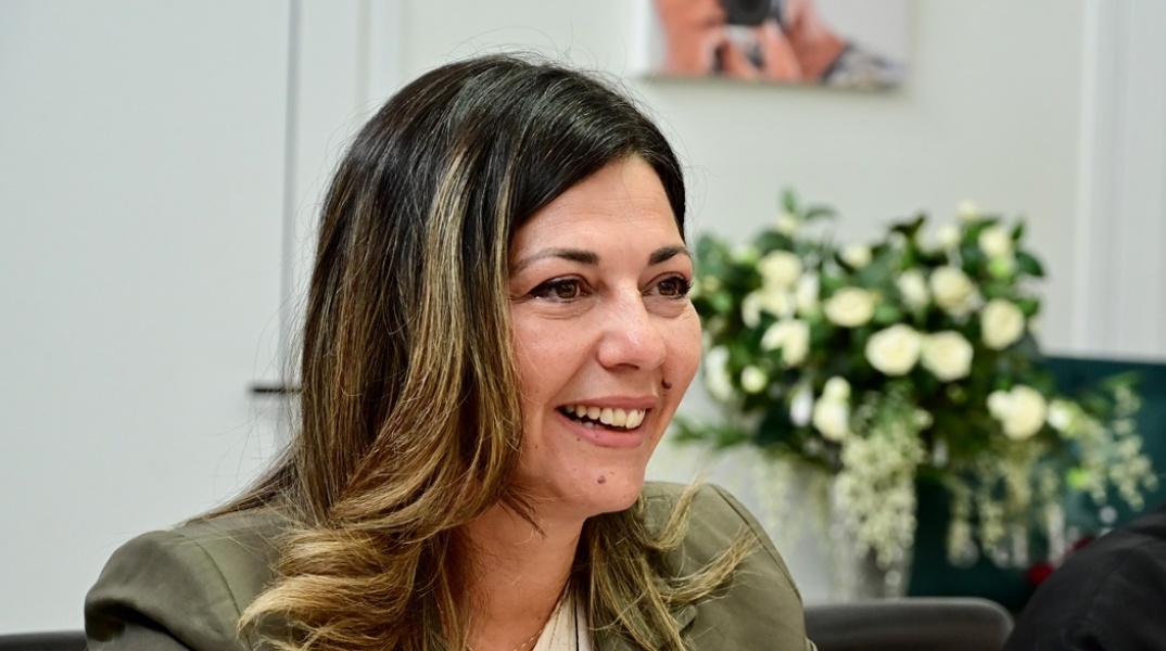 Η υπουργός Κοινωνικής Συνοχής και Οικογένειας, Σοφία Ζαχαράκη