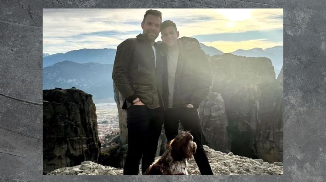 Στέφανος Κασσελάκης: Σύντομη απόδραση στα Μετέωρα με τον Τάιλερ Μακμπέθ και την σκυλίτσα τους, Φάρλεϊ - Το story που δημοσίευσαν στο Instagram.