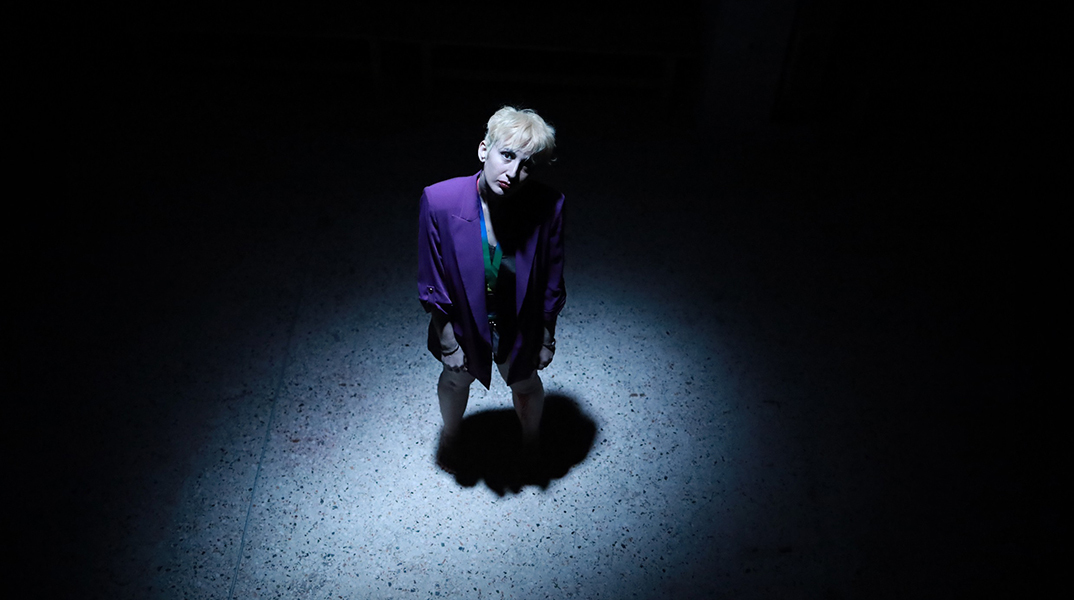 «Ιώ - Εκείνη» στο Κέντρο Ελέγχου Τηλεοράσεων