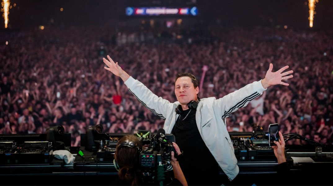 Ο DJ Tiësto ακύρωσε την εμφάνισή του στο Super Bowl - Θα λείψει από την κορυφαία διοργάνωση ο Ολλανδός σουπερστάρ και παραγωγός.