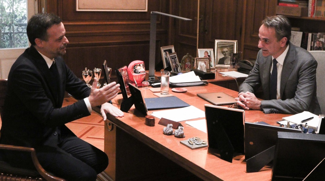 Ο Χάρης Δούκας και ο Κυριάκος Μητσοτάκης