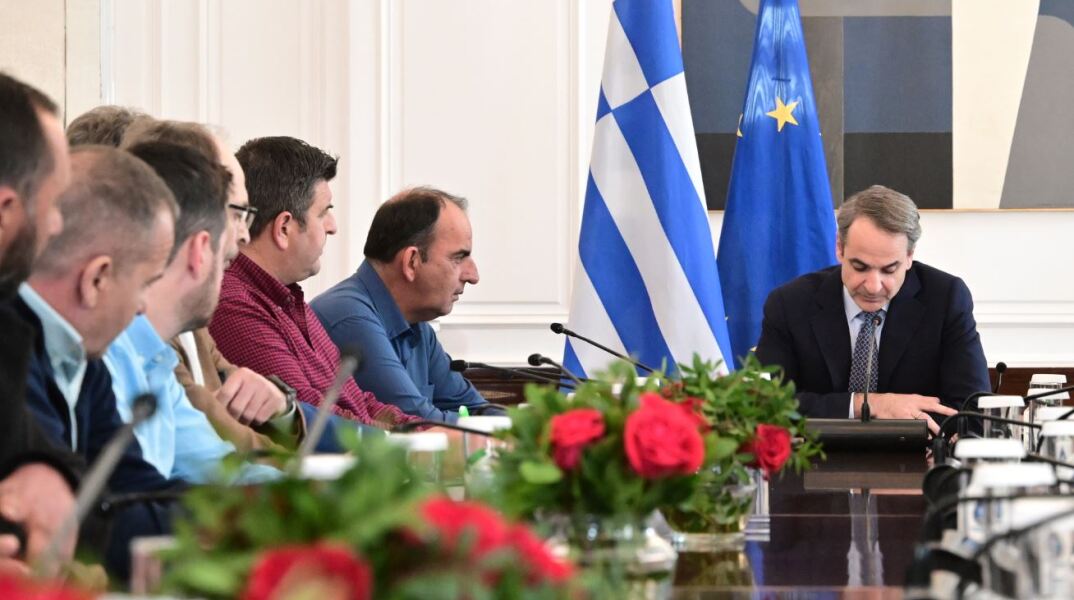 Στο Μαξίμου οι αγρότες για την συνάντηση με τον Κυριάκο Μητσοτάκη