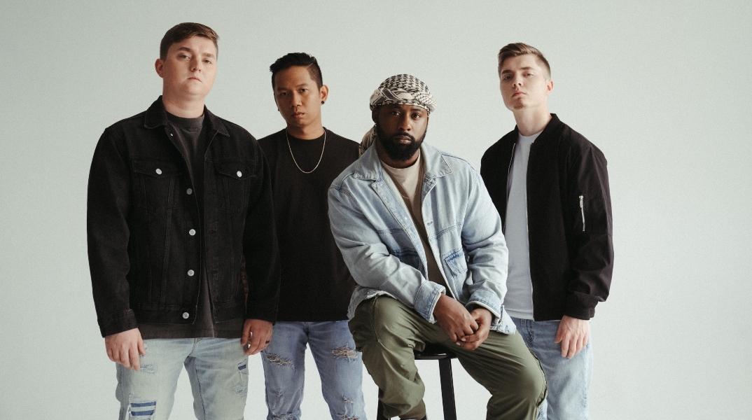 Sleep Theory: Η νέα εκδοχή του viral τραγουδιού «Fallout» που κυκλοφόρησε το αμερικανικό rock συγκρότημα.